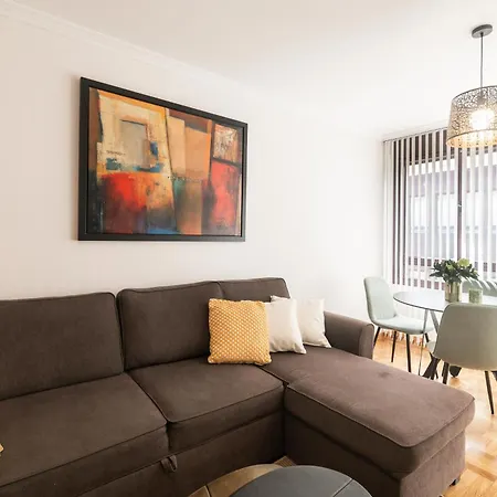 Espumeru, En Vut-183-as شقة